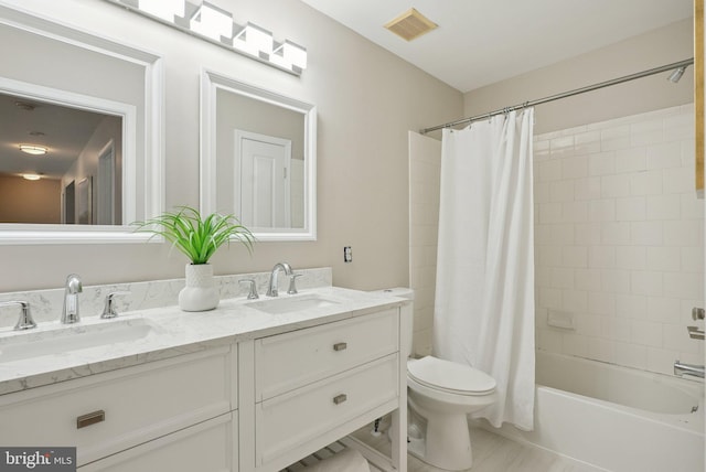 51 Knickerbocker Ln, Malvern, PA 19355 - full bathroom with toilet, double vanity, and shower / bathtub combination with curtain