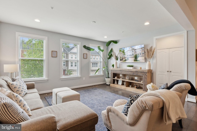 29 Enclave Ct, Annapolis, MD 21403 - living room featuring baseboards, wood finished floors, and recessed lighting