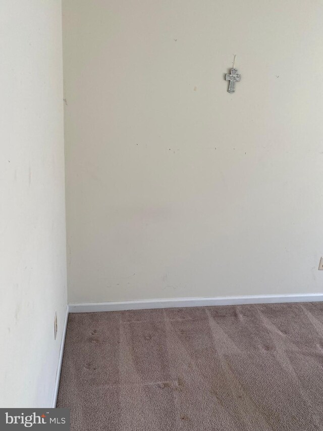 12896 Schalk Ct, Woodbridge, VA 22192 - spare room featuring carpet floors and baseboards