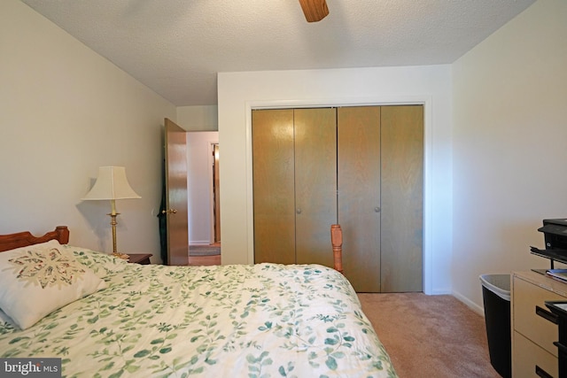 33955 Middleton Cir Unit 5, Lewes, DE 19958 - bedroom featuring a closet, light colored carpet, and ceiling fan