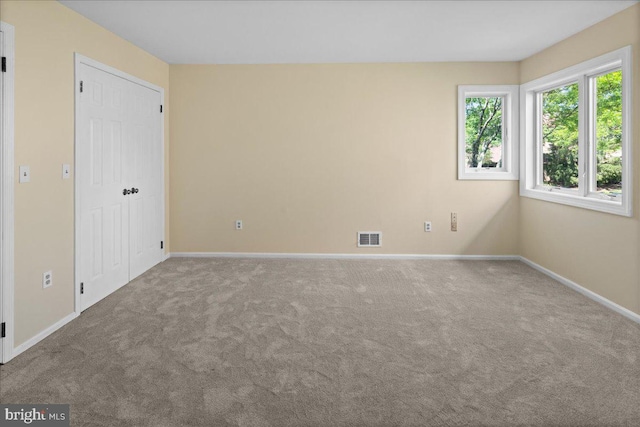 30 Morton Ct, Lawrence Township, NJ 08648 - carpeted spare room featuring baseboards