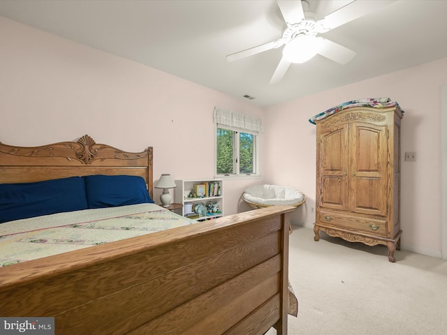 bedroom featuring carpet and ceiling fan