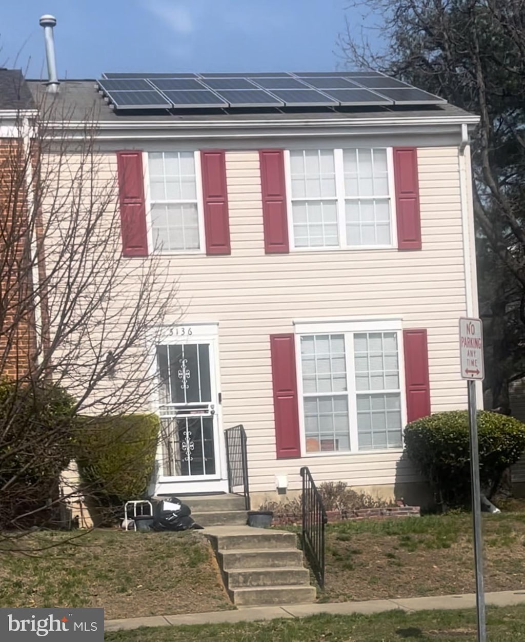 5136 Cranmer Way, Capitol Heights, MD 20743 - view of front of property with roof mounted solar panels