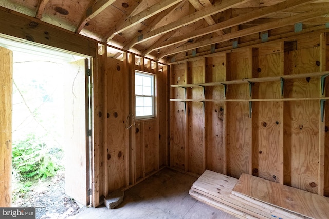 mudroom with lofted ceiling