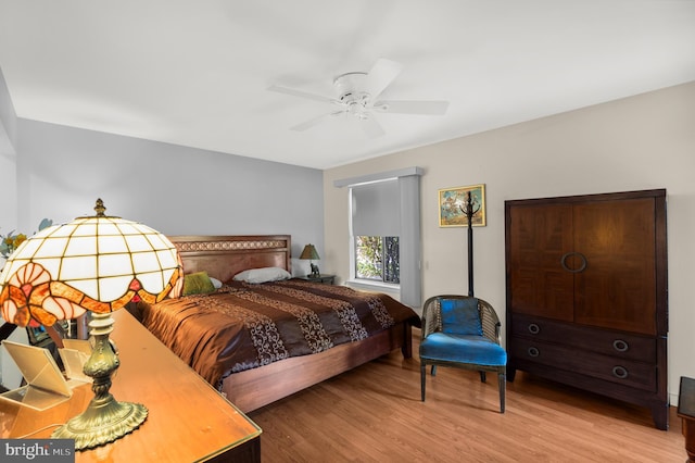 5025A S Convent Ln Unit 142, Philadelphia, PA 19114 - bedroom with light wood-style flooring and a ceiling fan