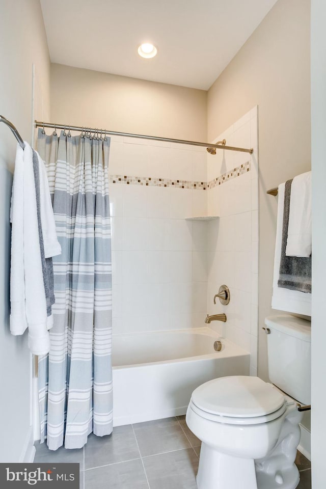 3919 Pineland St, Fairfax, VA 22031 - full bath with recessed lighting, tile patterned floors, toilet, and shower / tub combo