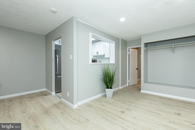 160 Talbott St Unit T5, Rockville, MD 20852 - interior space featuring stainless steel refrigerator, wood finished floors, baseboards, and recessed lighting