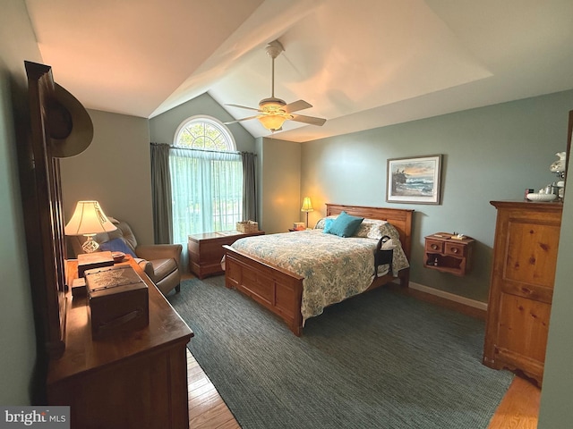 902 Hedgewyck Ln, Elizabethtown, PA 17022 - bedroom with vaulted ceiling, wood finished floors, and a ceiling fan