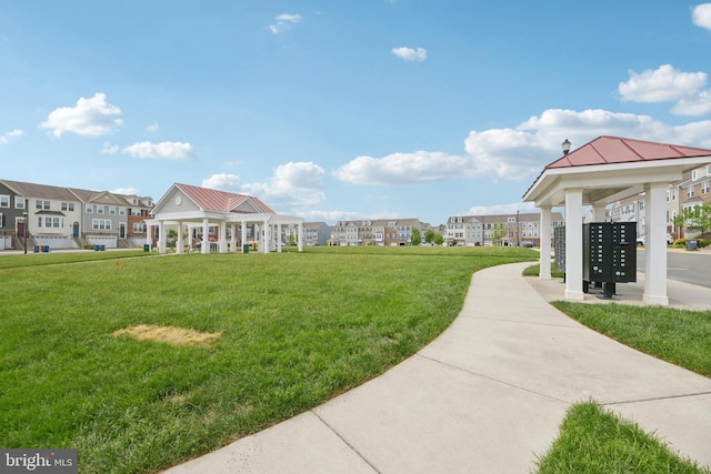 10723 Caledonia Meadow Dr, Manassas, VA 20112 - surrounding community with mail area, a yard, and a residential view