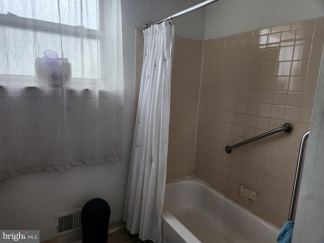5737 N Park Ave, Philadelphia, PA 19141 - full bath with visible vents and shower / bath combo