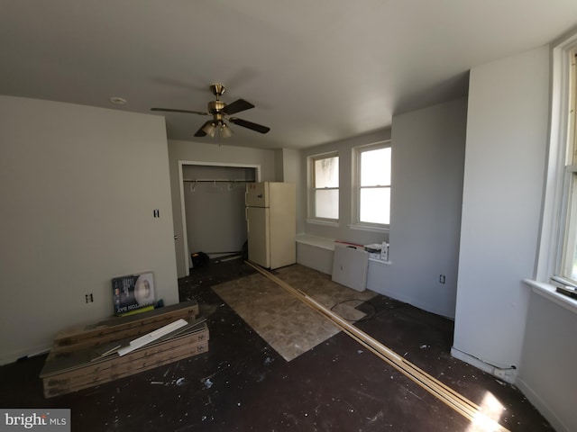 5737 N Park Ave, Philadelphia, PA 19141 - bathroom with a ceiling fan