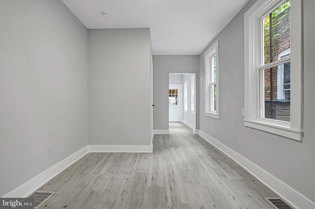 536 Lafayette St, Lancaster, PA 17603 - unfurnished room with wood finished floors and baseboards