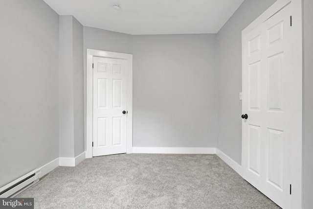 536 Lafayette St, Lancaster, PA 17603 - unfurnished room with baseboard heating, carpet floors, and baseboards