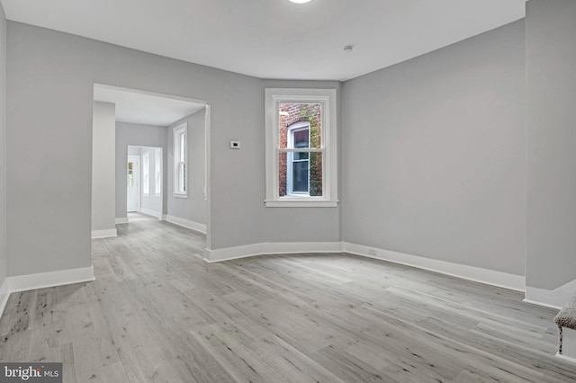 536 Lafayette St, Lancaster, PA 17603 - unfurnished room featuring wood finished floors and baseboards