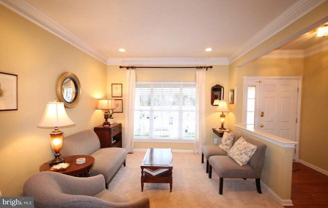 living room featuring crown molding, recessed lighting, and baseboards