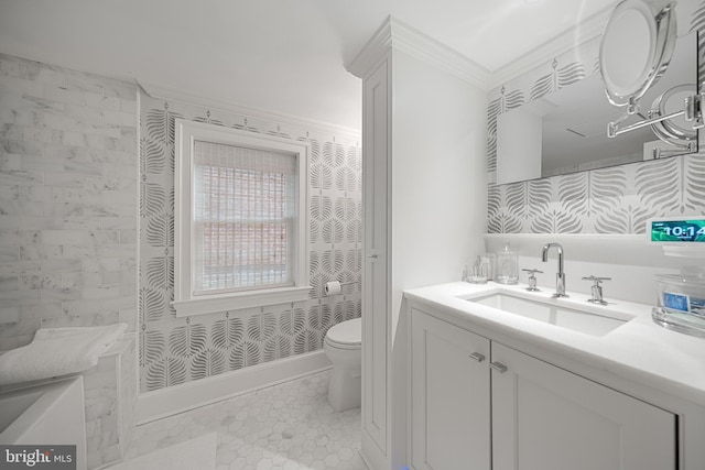 109 Duke St, Alexandria, VA 22314 - full bathroom featuring toilet, vanity, baseboards, and a chandelier