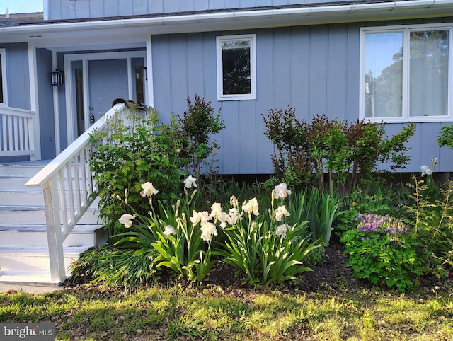 view of side of home