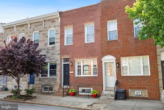 250 S Bouldin St, Baltimore, MD 21224 - multi unit property featuring brick siding and entry steps