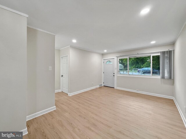 7905 Greenleaf Rd, Landover, MD 20785 - spare room with recessed lighting, wood finished floors, baseboards, and crown molding
