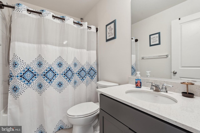 1490 Meadowlark Glen Rd, Dumfries, VA 22026 - full bathroom featuring toilet, vanity, and a shower with shower curtain