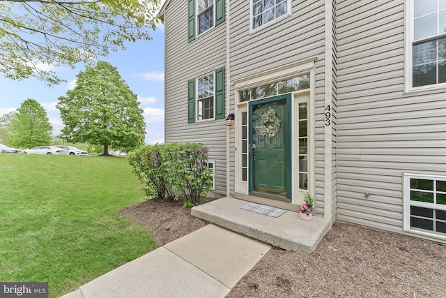 493 Stoneglen St, Collegeville, PA 19426 - entrance to property featuring a lawn