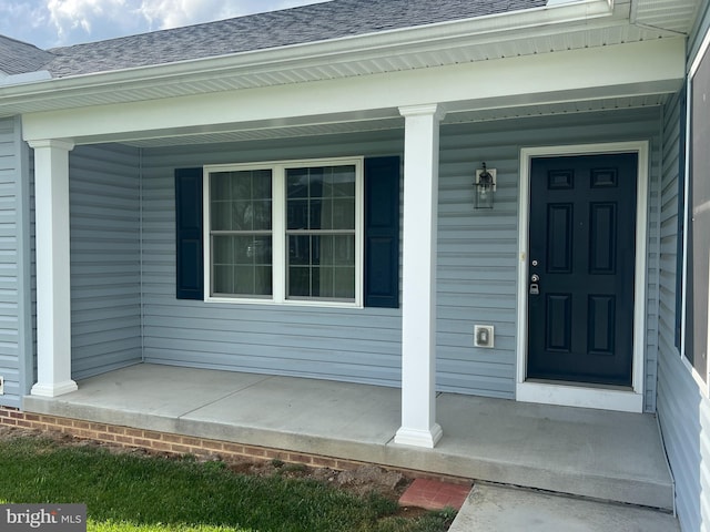 16722 Custer Ct, Williamsport, MD 21795 - doorway to property featuring a shingled roof and a porch