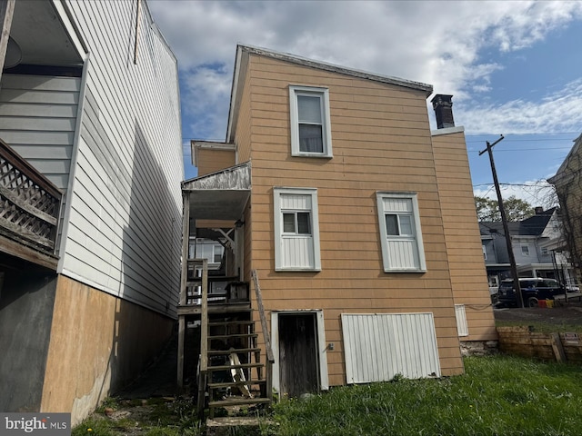 1646 W Norwegian St, Pottsville, PA 17901 - rear view of property featuring stairs