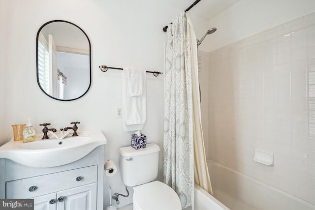 2350 Cobble Hill Ter, Wheaton, MD 20902 - full bath with toilet, vanity, and shower / bath combo with shower curtain