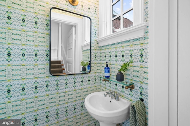 3101 Highland Pl NW, Washington, DC 20008 - bathroom with a sink