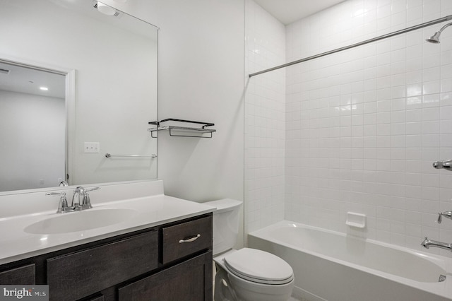 7241 Martin Farm Cir, Baltimore, MD 21237 - bathroom featuring toilet, vanity, and bathtub / shower combination