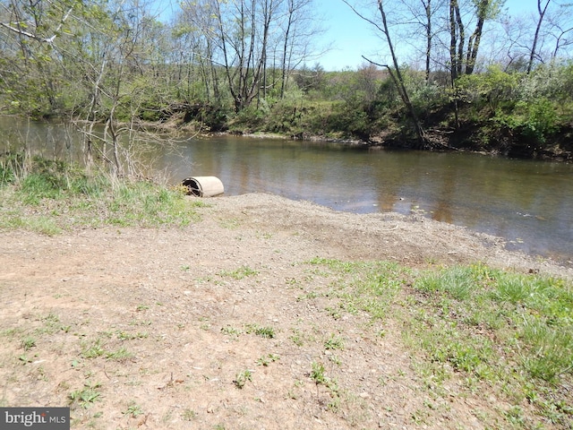 746 Puffenburger Ln, Hedgesville, WV 25427