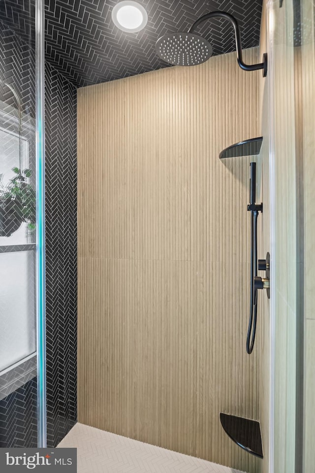 detailed view of tiled shower