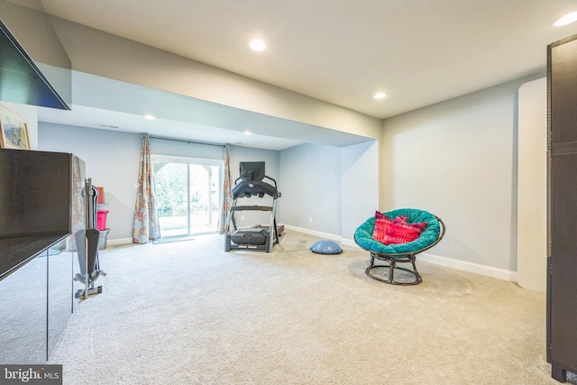 workout room featuring carpet flooring, baseboards, and recessed lighting