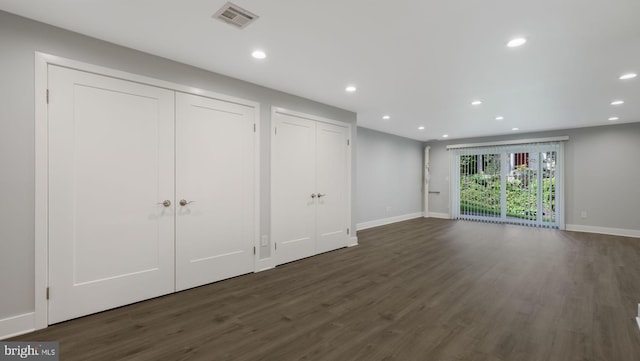 39 Oakmont Pl, Media, PA 19063 - unfurnished living room with recessed lighting, baseboards, dark wood finished floors, and visible vents