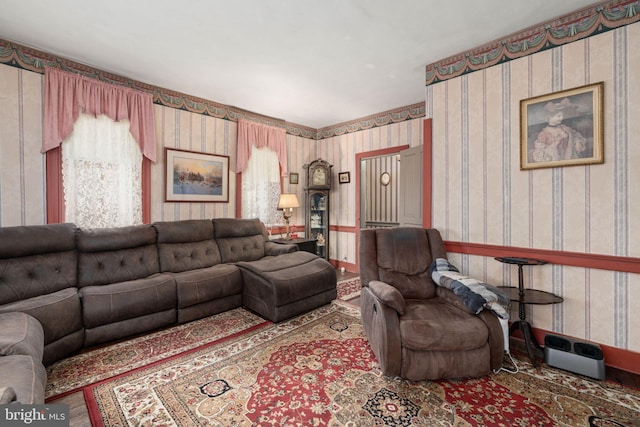 living area with wallpapered walls