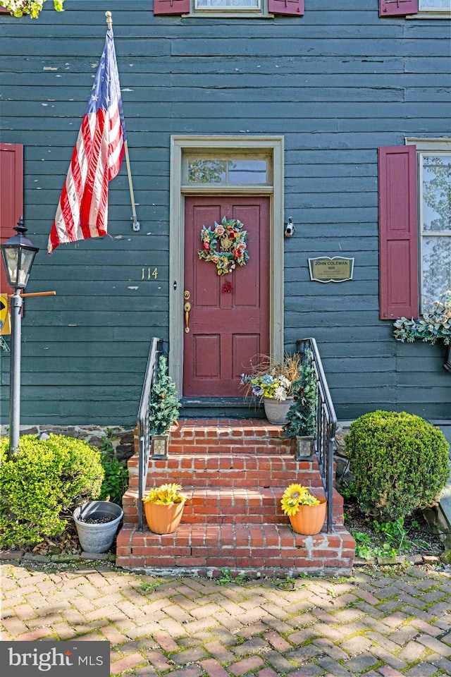 view of doorway to property