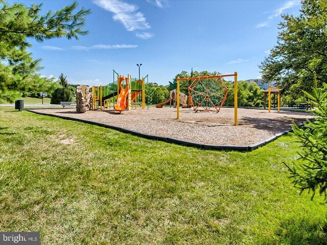6341 Knollwood Dr, Frederick, MD 21701 - communal playground featuring a yard