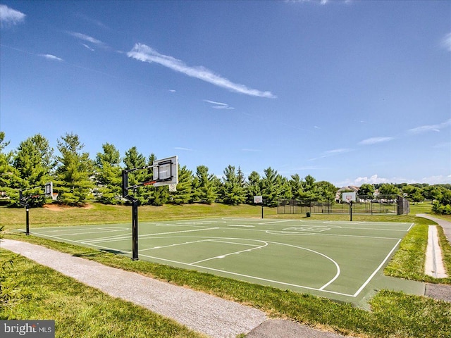 6341 Knollwood Dr, Frederick, MD 21701 - view of basketball court featuring community basketball court and a yard