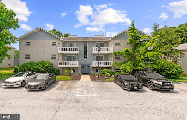 15 Warren Lodge Ct Unit 1D, Cockeysville, MD 21030 - view of building exterior with uncovered parking