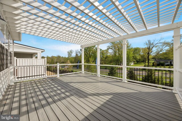 9 Mill Creek Dr, Doylestown, PA 18901 - deck with a pergola