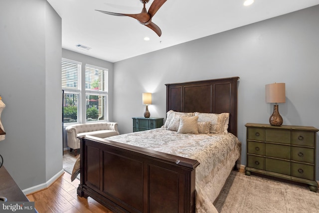 bedroom with recessed lighting, baseboards, visible vents, and light wood-style flooring