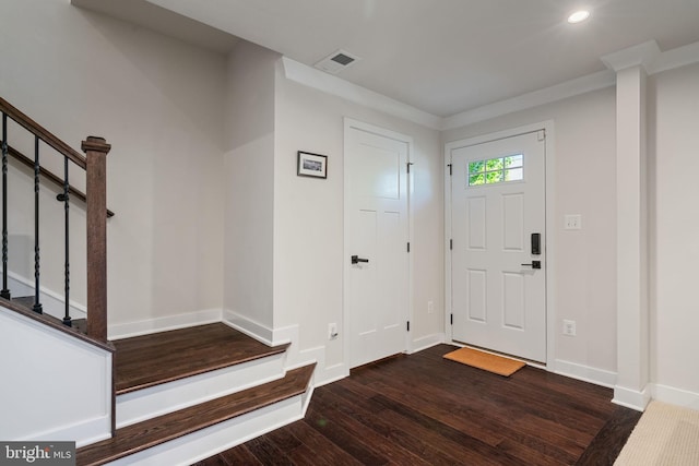 18095 Red Mulberry Rd, Dumfries, VA 22026 - entrance foyer with stairs, dark wood-style floors, baseboards, and recessed lighting