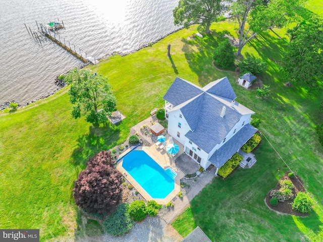 bird's eye view with a water view