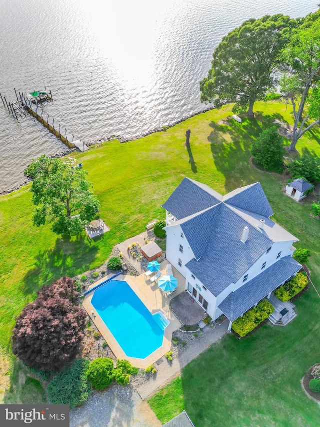 bird's eye view featuring a water view