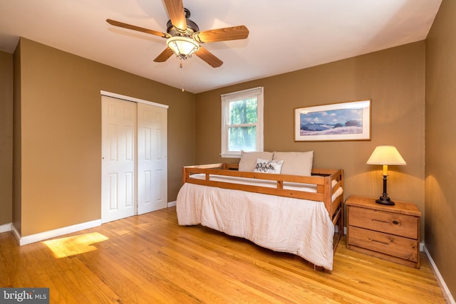 4537 Kavan Ct, Doylestown, PA 18902 - bedroom featuring light wood finished floors, a closet, baseboards, and ceiling fan