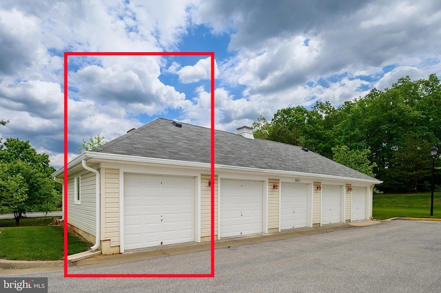 8603 Wintergreen Ct Unit 201, Odenton, MD 21113 - view of garage
