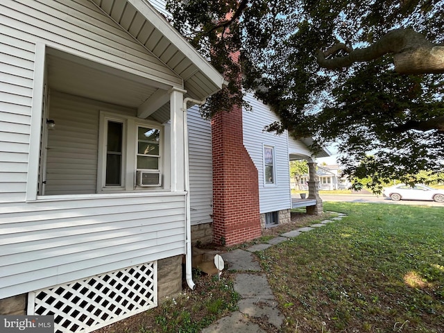 742 S State St, Dover, DE 19901 - view of property exterior with a yard