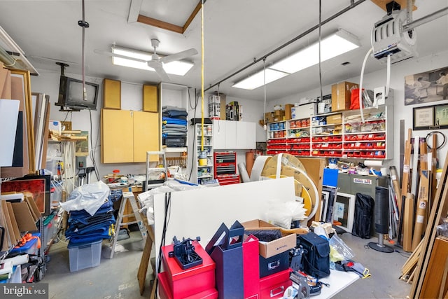 15708 Thompson Rd, Silver Spring, MD 20905 - garage featuring a heating unit