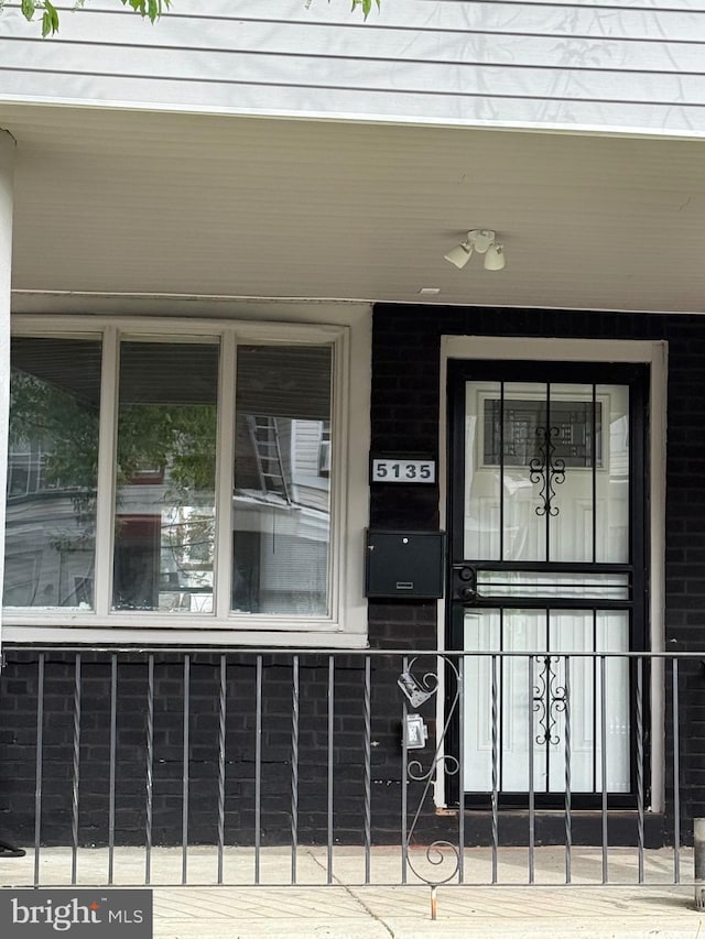 5135 N Fairhill St, Philadelphia, PA 19120 - view of doorway to property