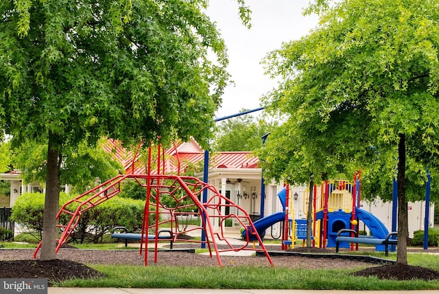 8365 Eagle St, Glen Burnie, MD 21060 - view of community playground